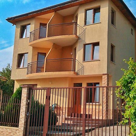 Tatyana Guest House Byala  Exterior photo